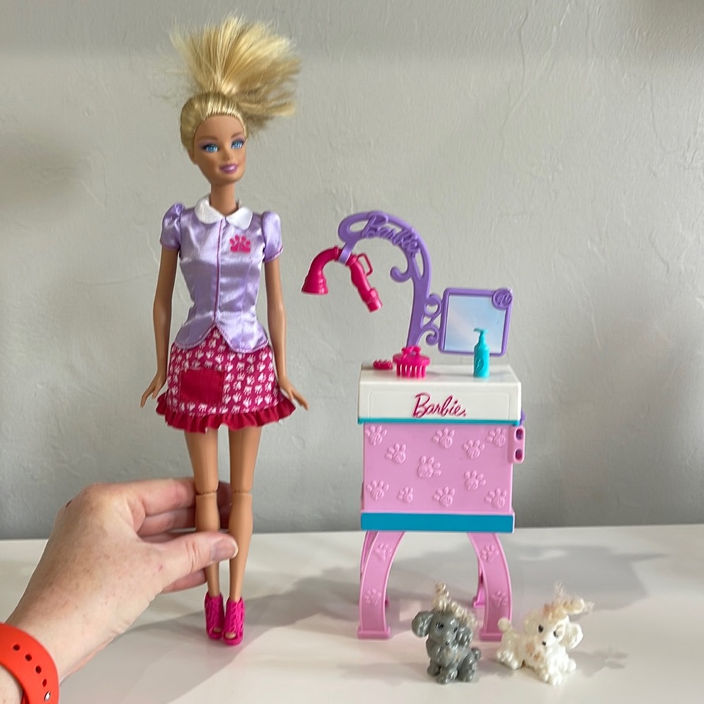 Barbie Can Be A Pet Groomer